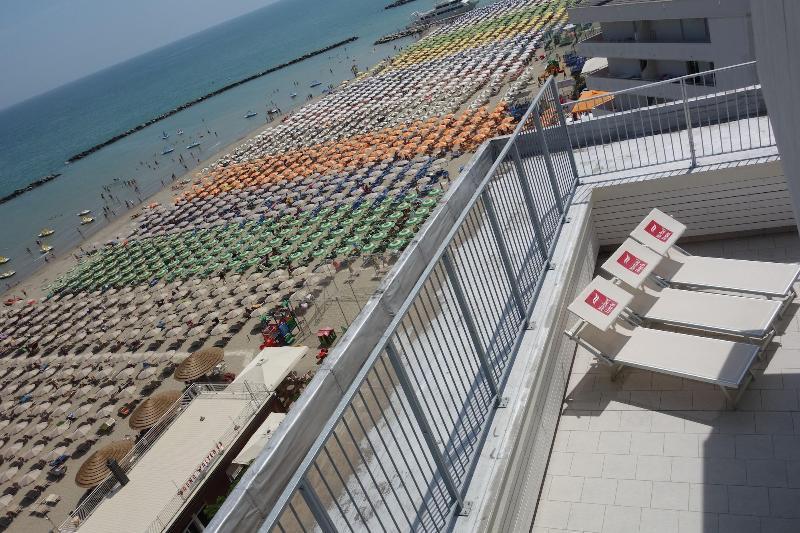 Hotel German'S Gatteo Екстериор снимка
