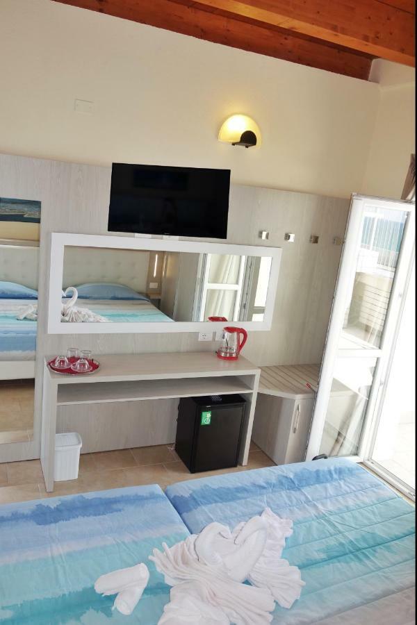 Hotel German'S Gatteo Екстериор снимка